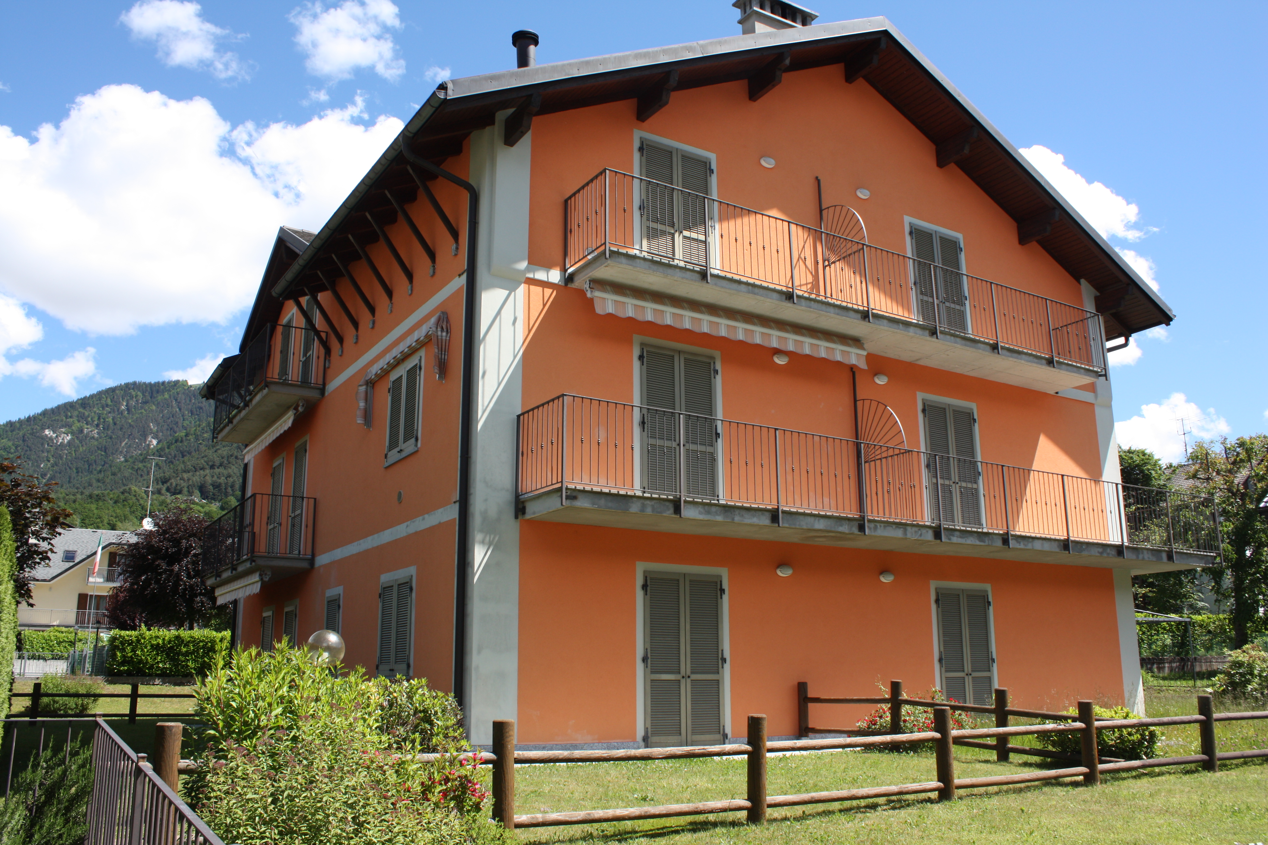 LOCAZIONE TURISTICA: APPARTAMENTO IN VILLETTA CON GIARDINO A SANTA MARIA MAGGIORE